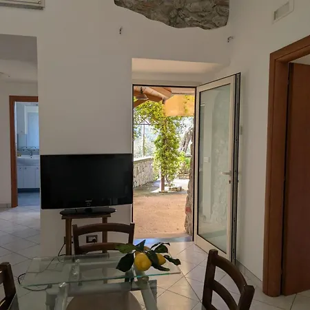 Paradise Sea View Appartement *